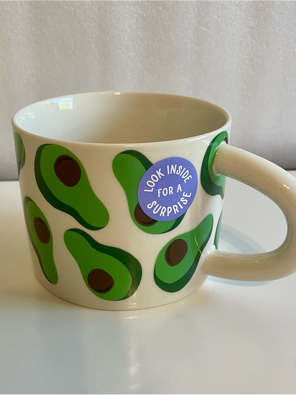 NWT 12 oz Avocado 3D Surprise Ceramic Mug